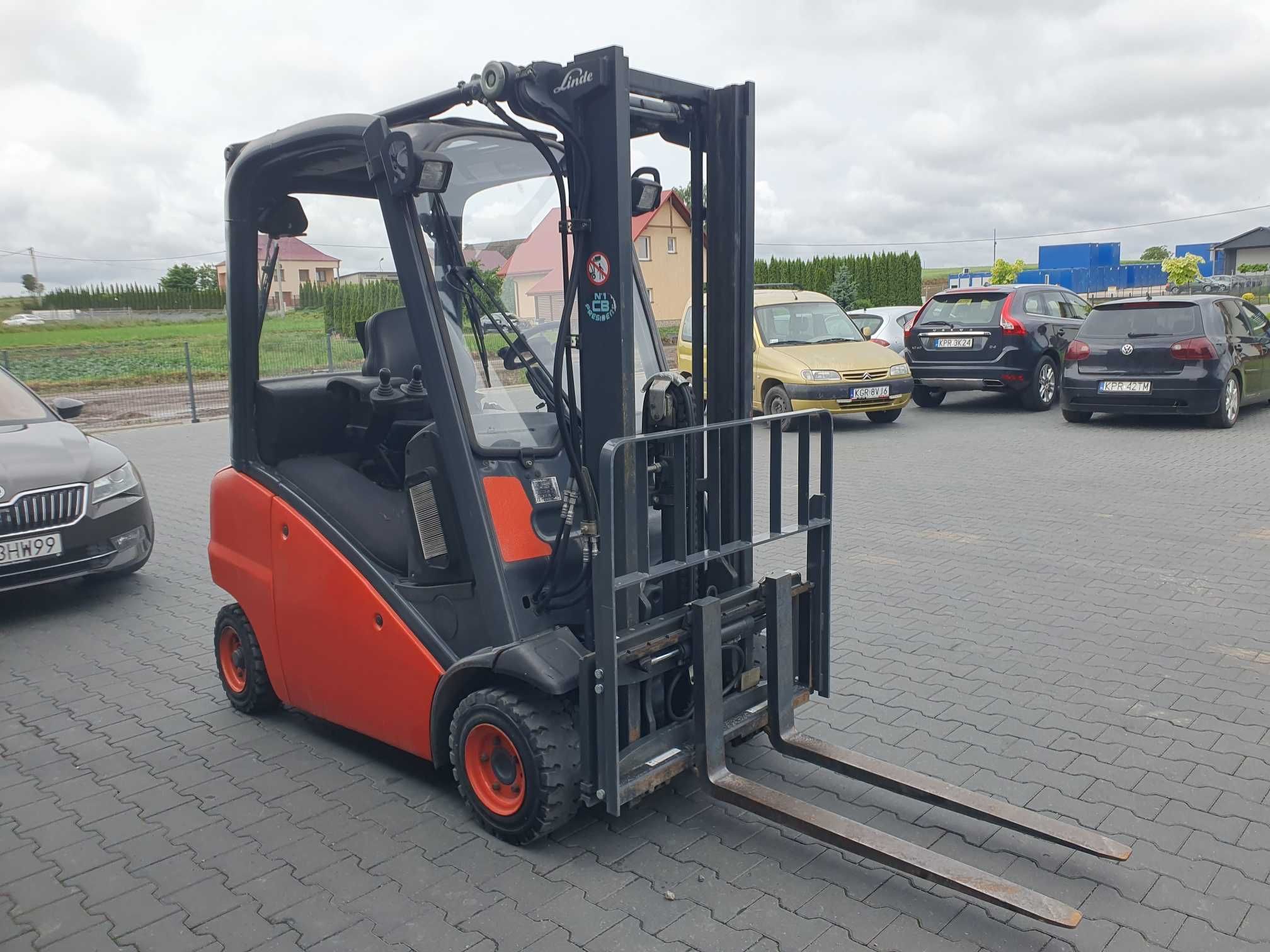 Wózek widłowy LINDE H16T-01  Wolny SKOK PółKabina H14 H18 H20  UDT