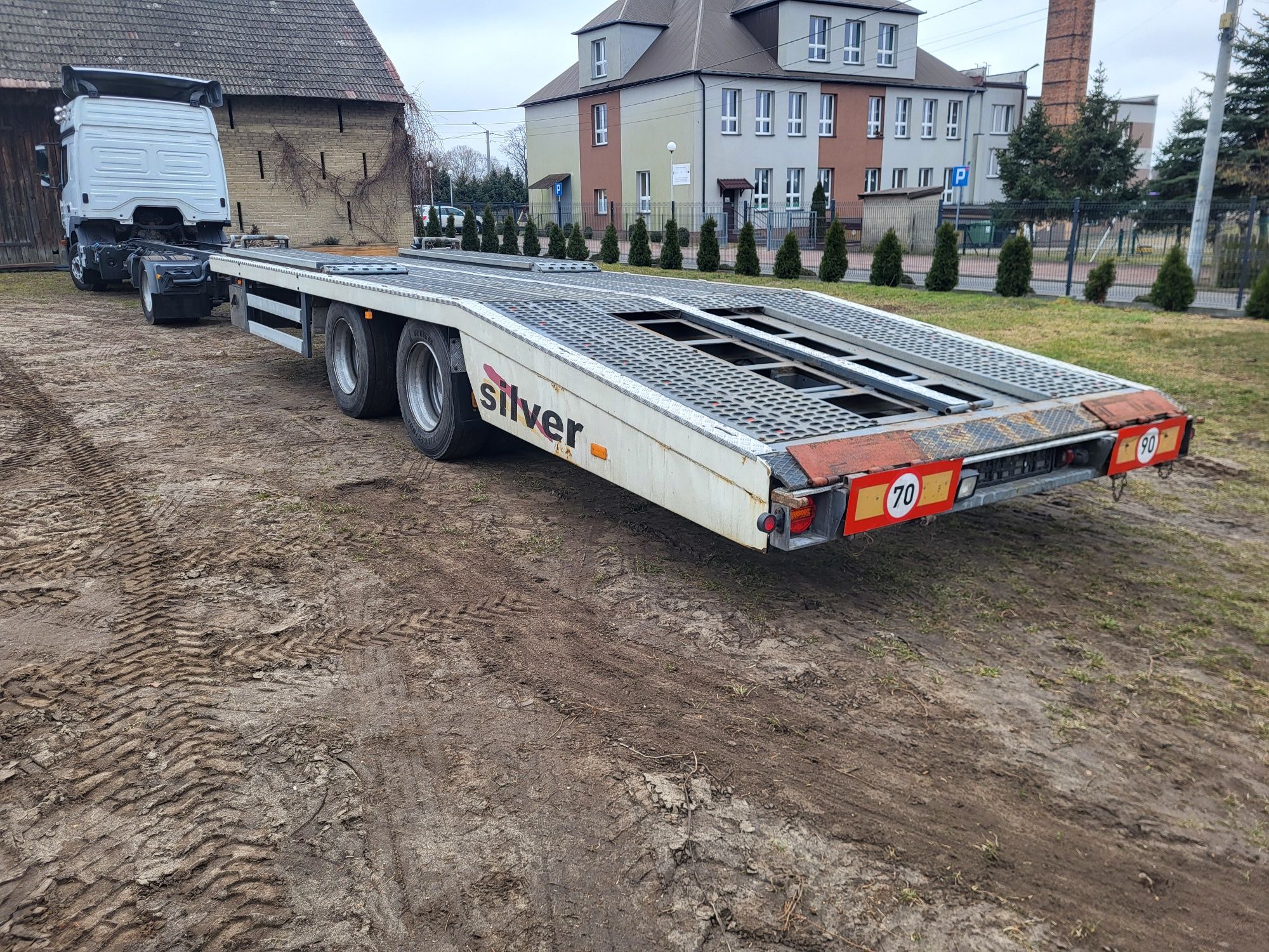 Przyczepa ciężarowa laweta tandem szuflada autotransporter lohr fv23%
