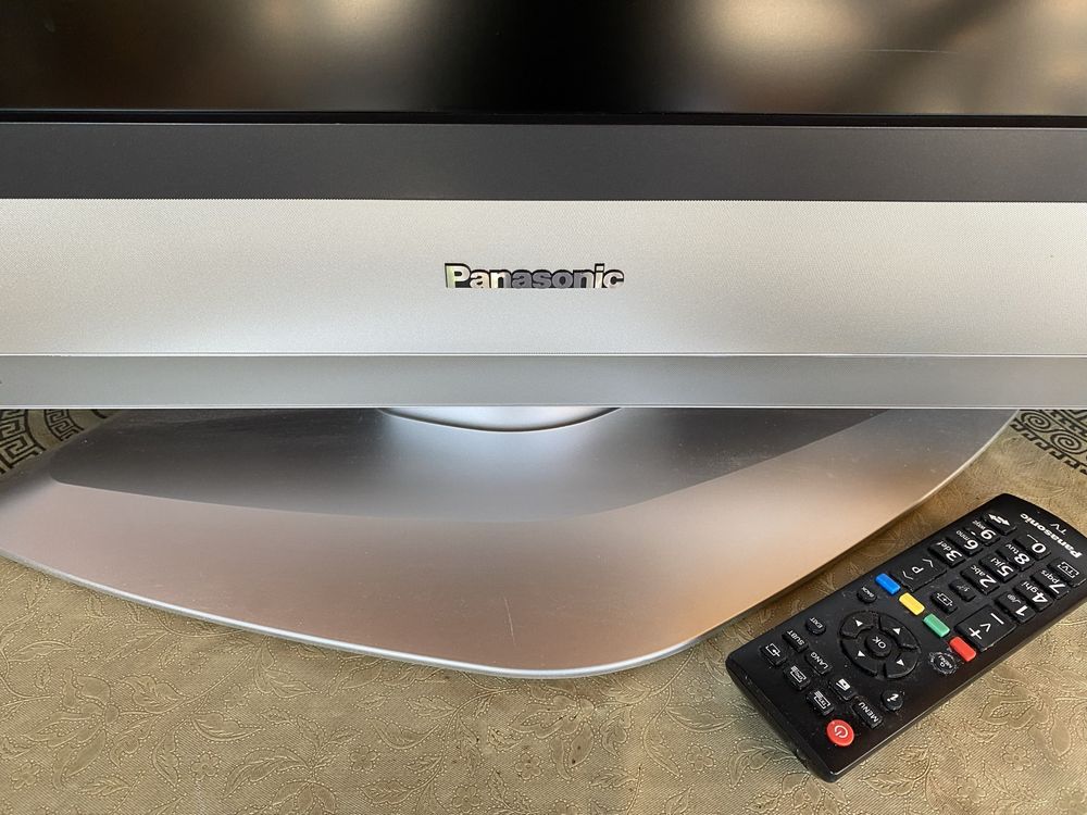 Плазма Panasonic 32 дюйми телевізор з Німеччини
