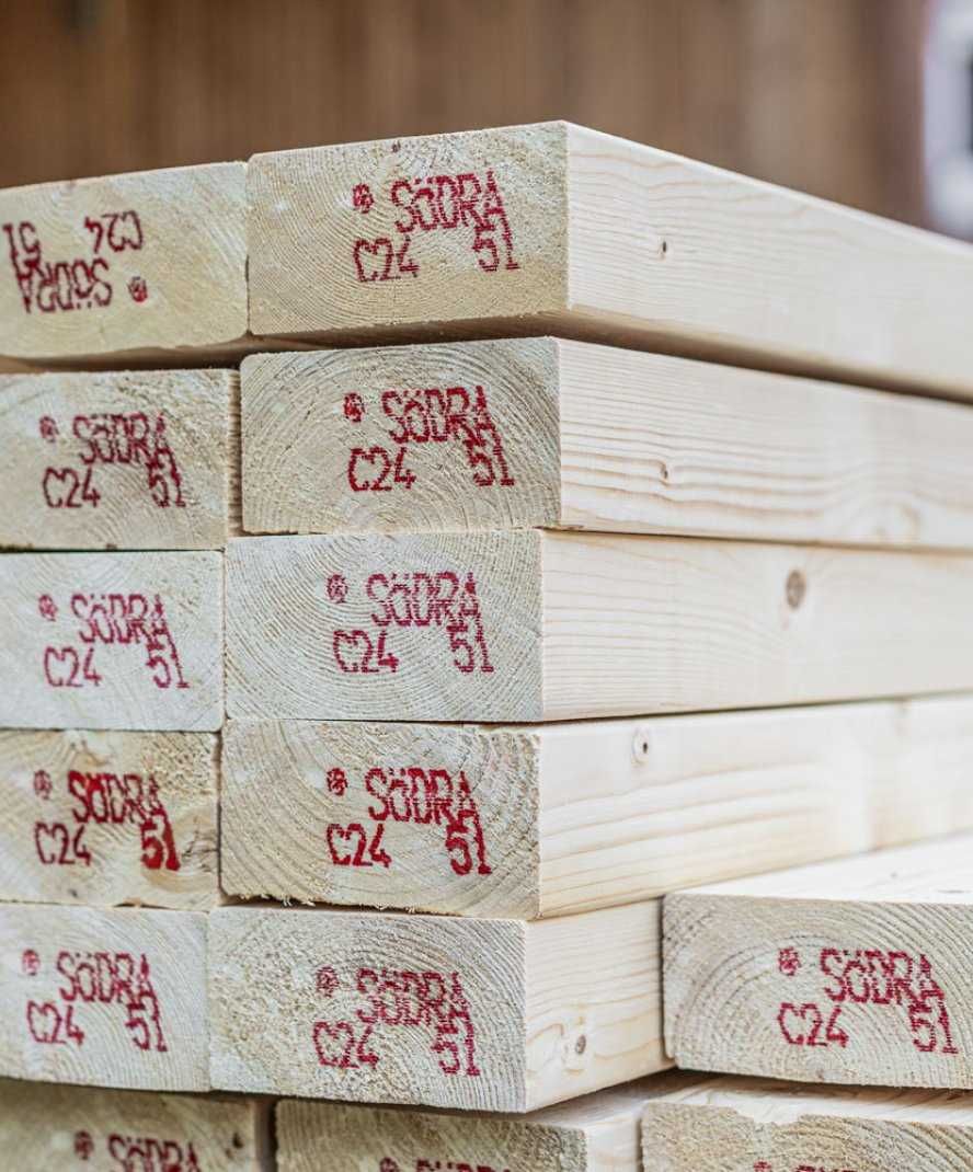 Drewno Konstrukcyjne C24 sodra, świerk skandynawski, suszone, strugane