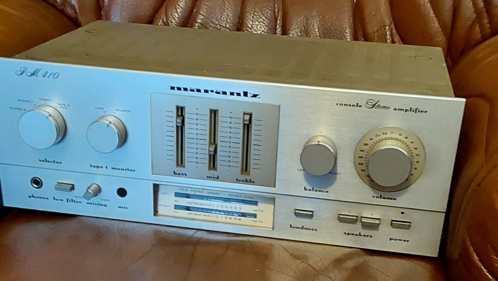 Amplificador marantz  PM 410