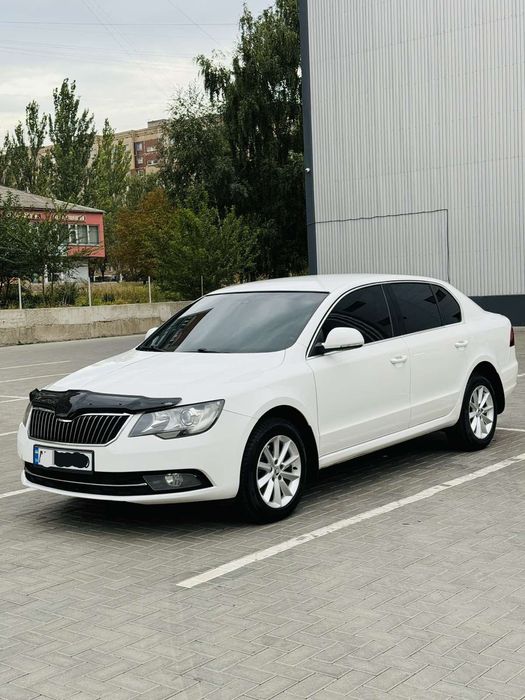 Продам Шкоду супер б