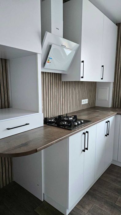 Двокімнатна квартира (можна під 'е' сертифікат)