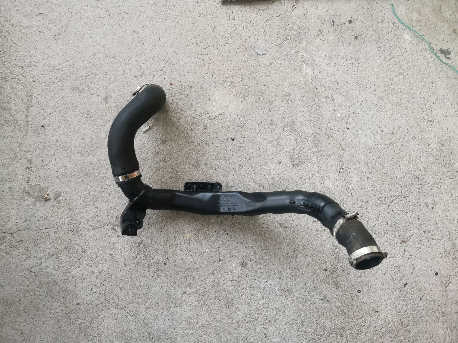 Rura Dolot Intercoolera VW Tiguan I 5n 2.0 Tdi