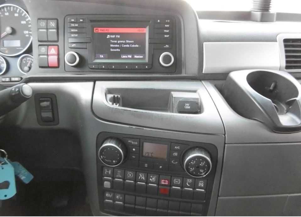 MAN TGX 18.460 XLX MEGA 2016 low deck zestaw z naczepą WIELTON 2014