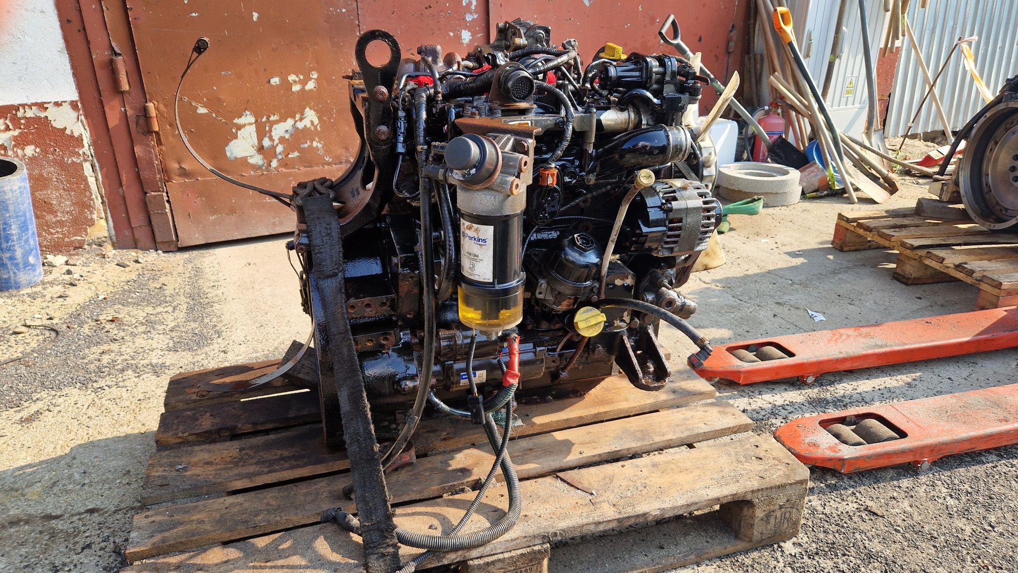 Silnik PERKINS 904EA cat
