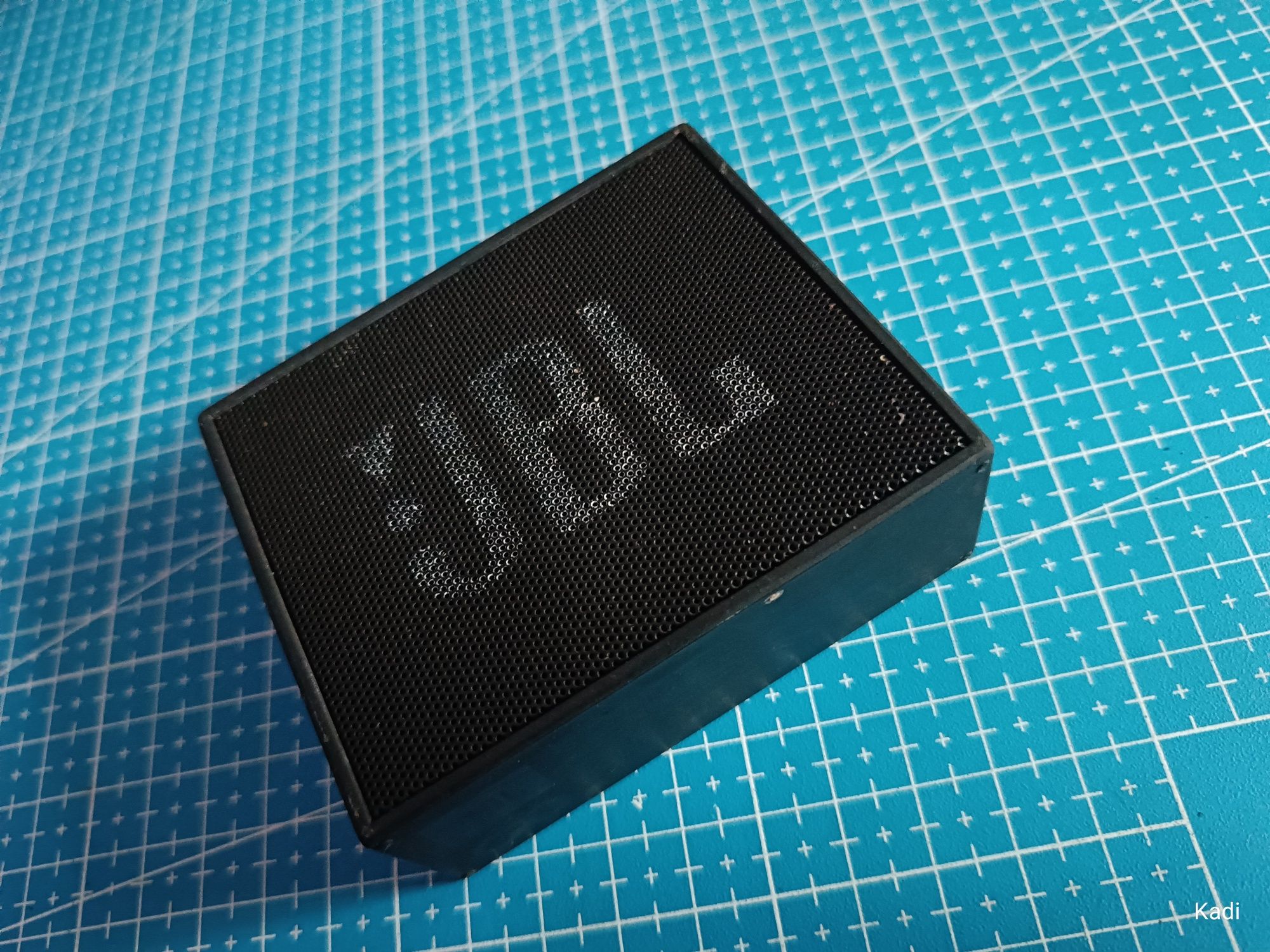 Głośnik JBL GO bluetooth.