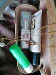 Maquilhagem com um fio e pulseira