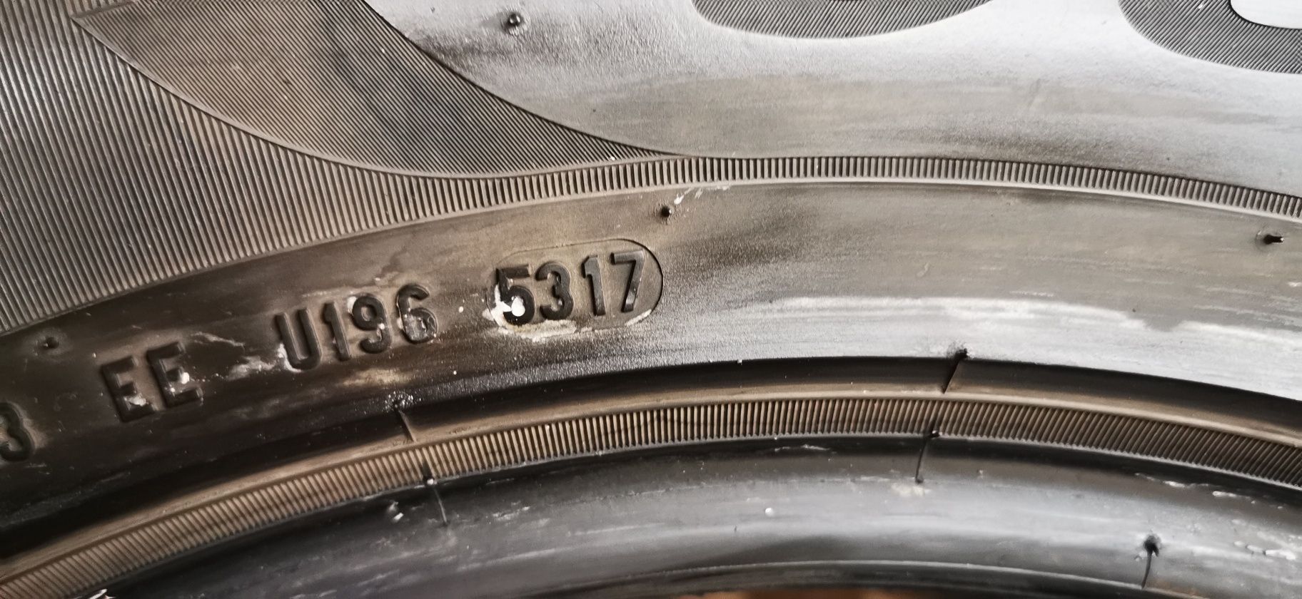 Opony zimowe z 2017r 5mm 215/65/17 Pirelli 7N