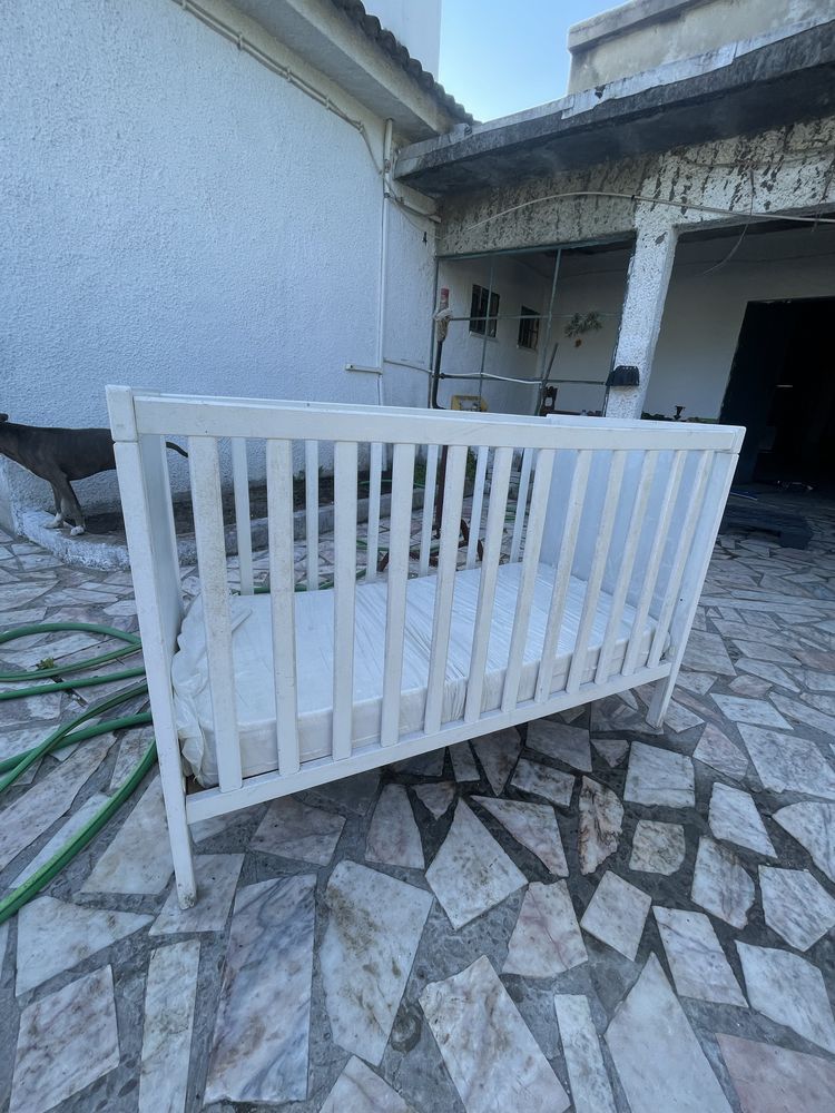 Berco de madeira para bebe