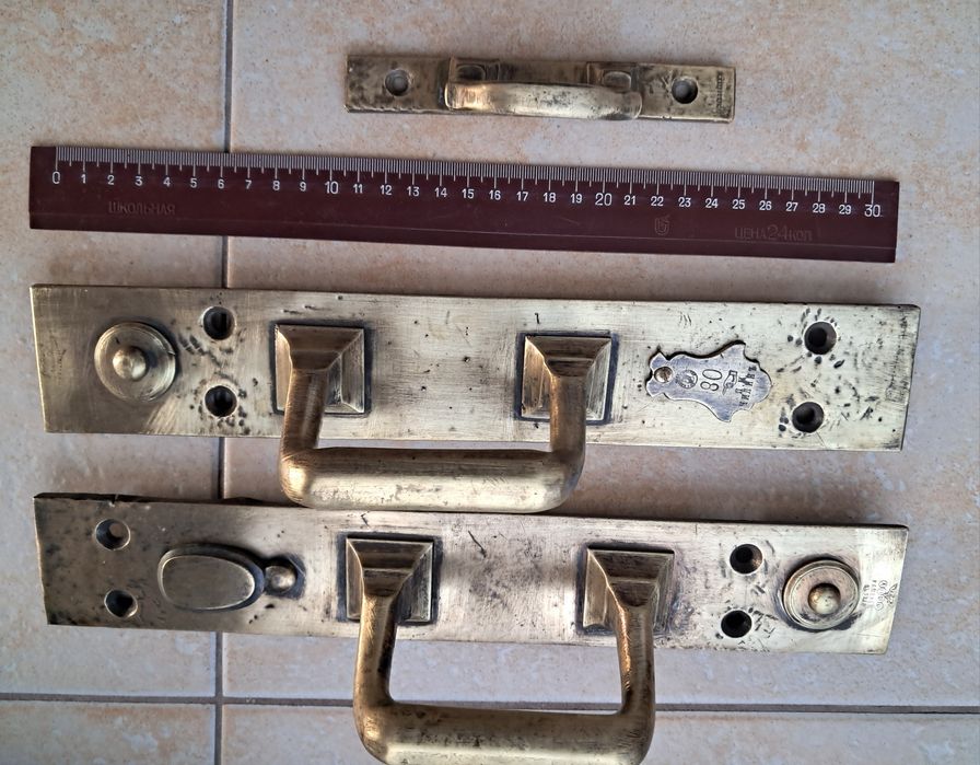 Старовинні латунні ручки