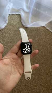 Продам apple watch se