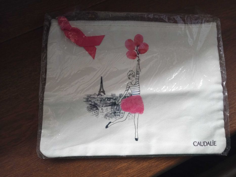 Kosmetyczka Firmowa Caudalie Nowa III