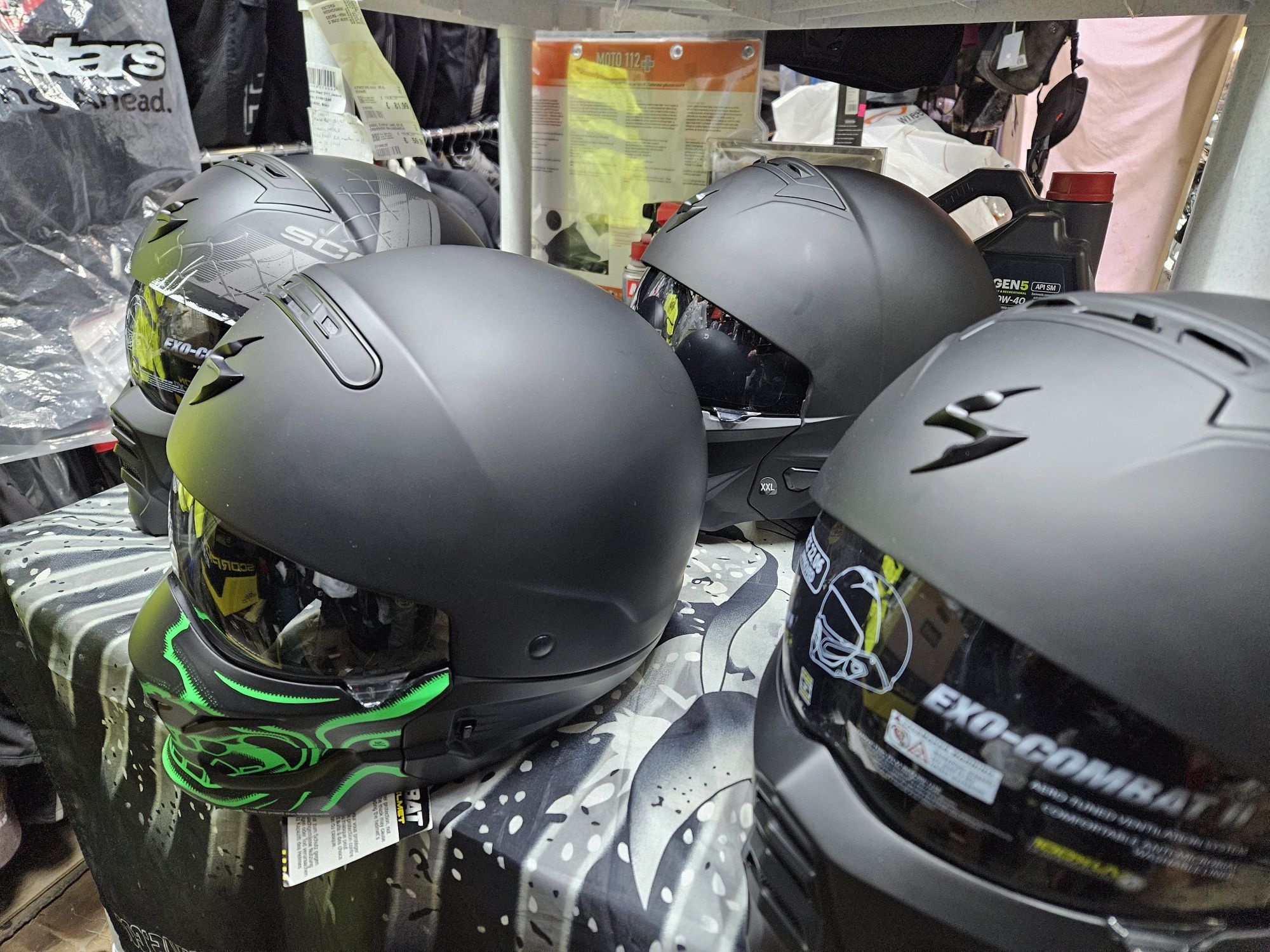 Мотошолом Scorpion Exo Combat, мотокуртка Alpinestars, мотоботи, мото