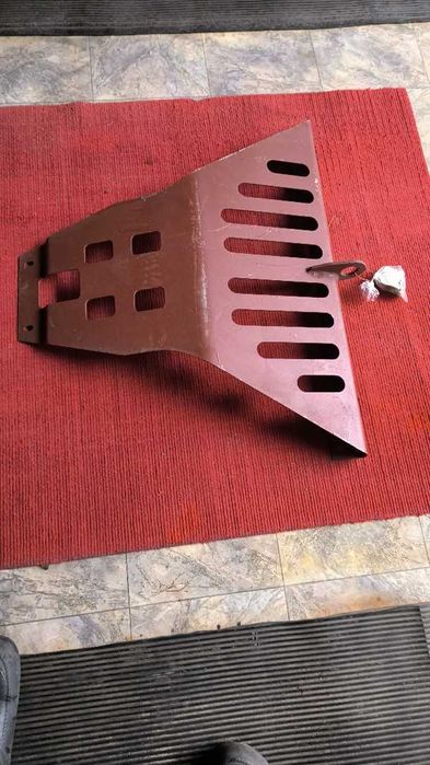 Продам защиту двигателя