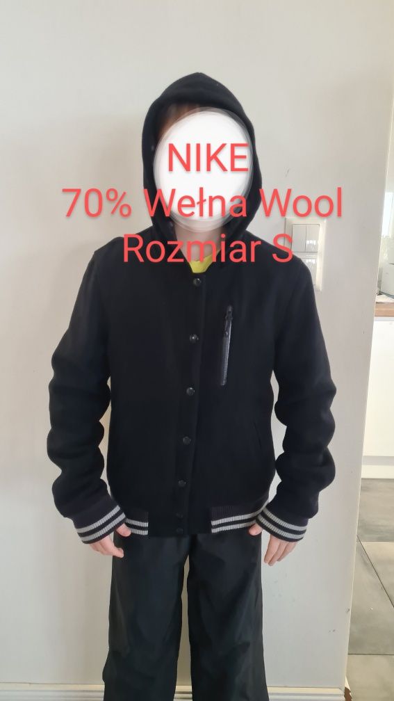 Kurtka Nike. 70% Wełna Wool. Czarna bomberka. Z kapturem.  Rozmiar S