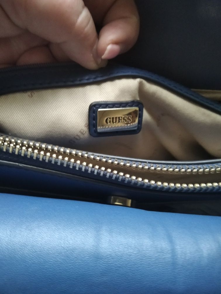 Оригинальная женская сумка GUESS