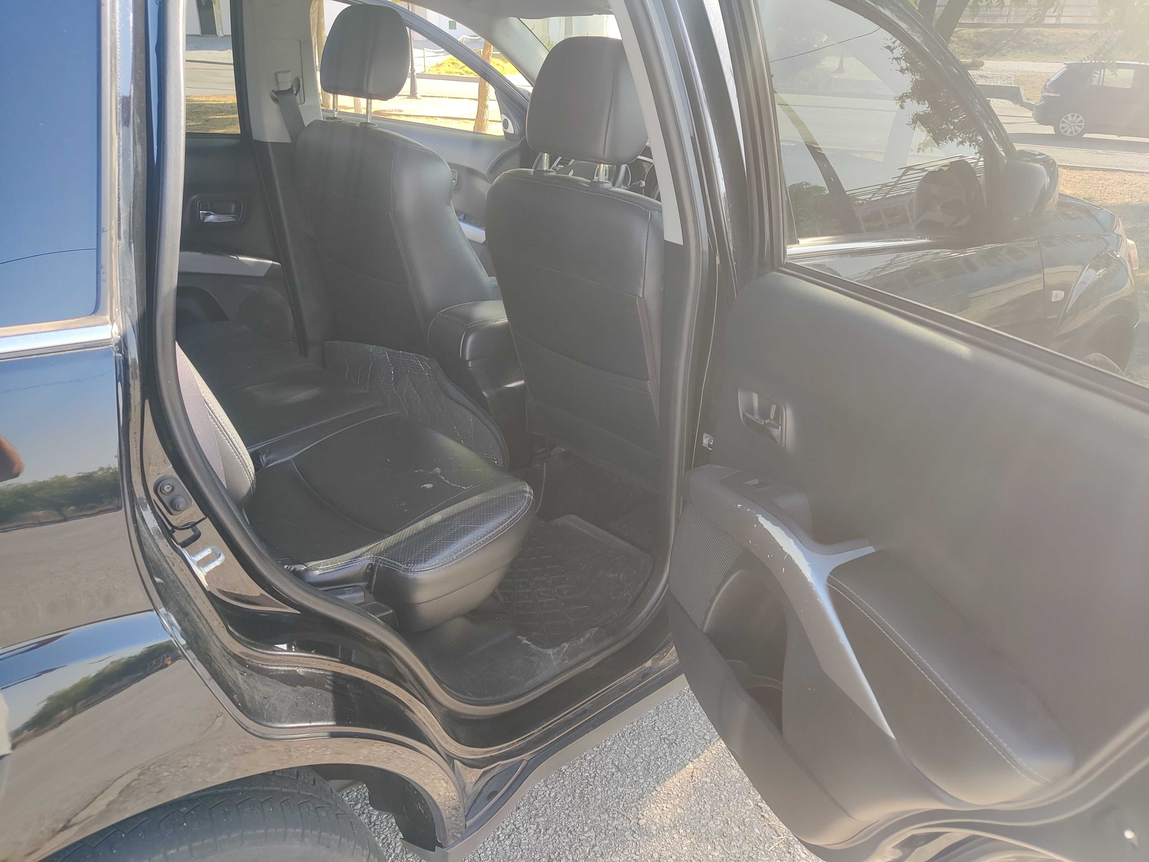 Mitsubishi Outlander 4WD
