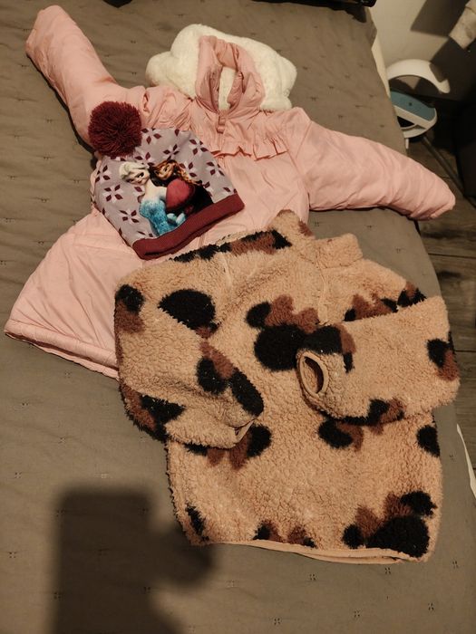 Ubranka dla dziewczynki 122