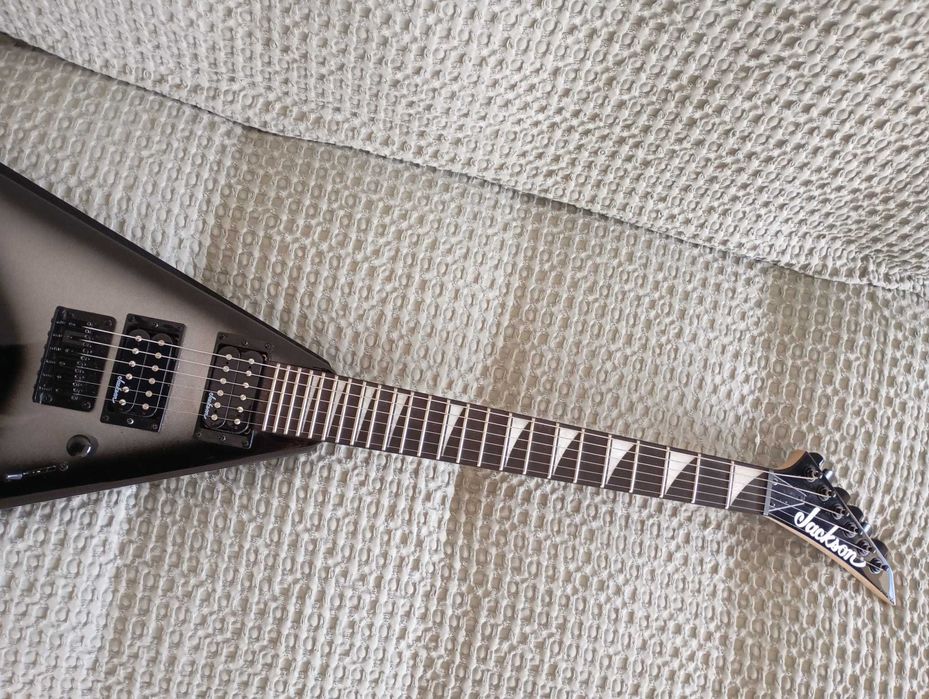 Guitarra Jackson