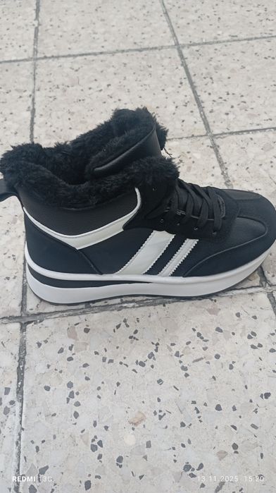 Botki damskie zimowe ocieplane kolor czarny rozmiar od 36 do 41