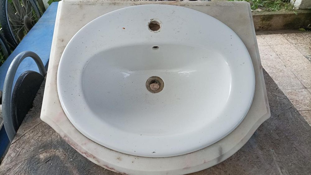 vendo lavatório de WC