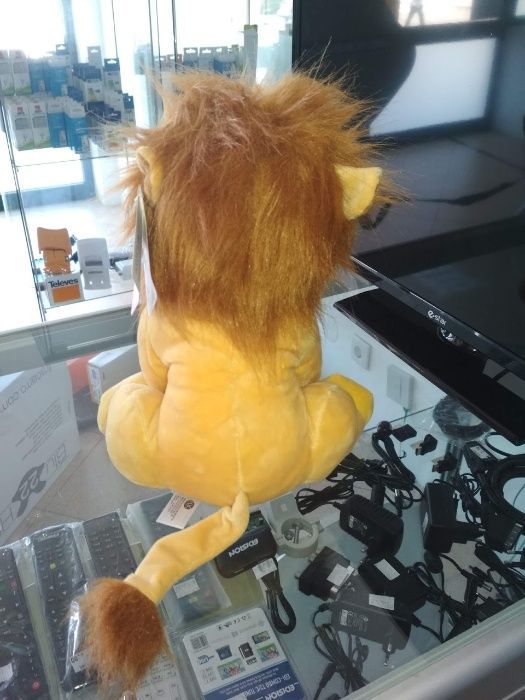 Peluche Rei Leão Simba 30 cm