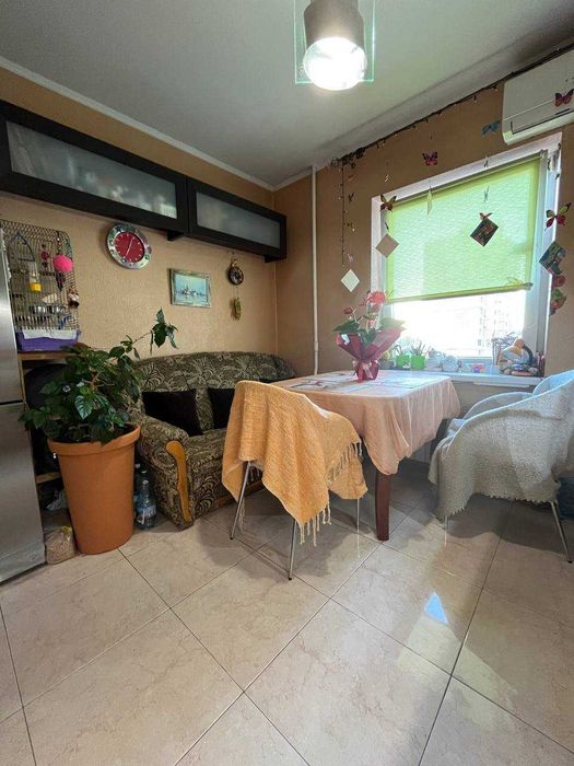 Без коміссії Продаж 1-к квартири вул.Ернста 6