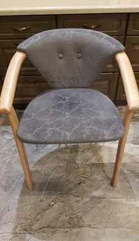 Komplet krzeseł krzesło