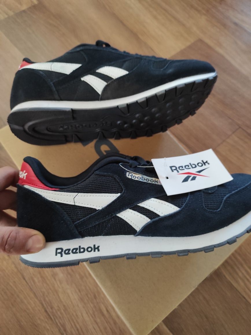 Reebok чоловічі кросівки