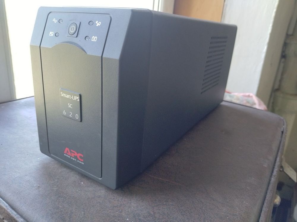 APC SMART-UPS SC 620 VA (SC620I). ИБП без акб