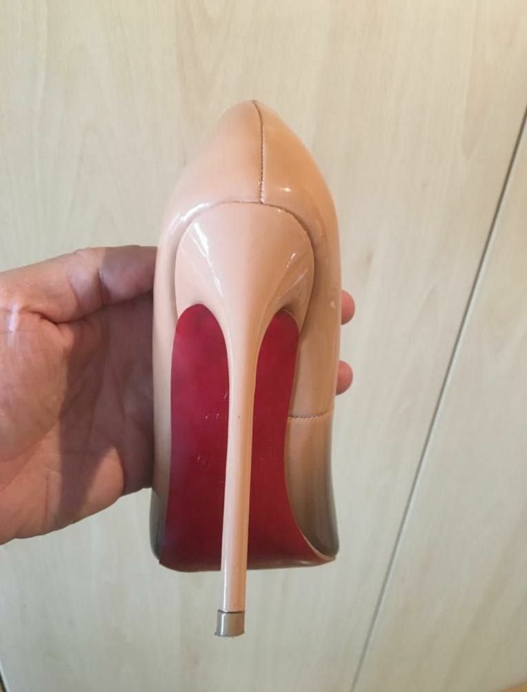 Christian Louboutin 37 Originais Sapatos Kate