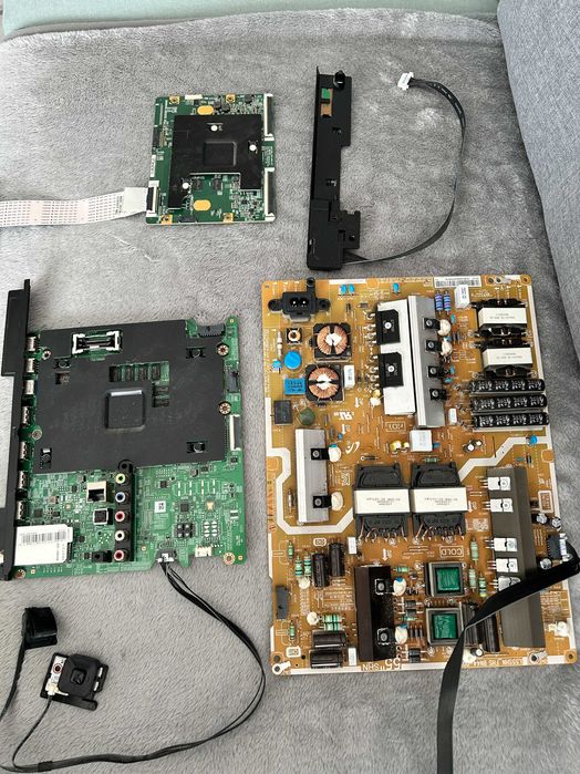 Samsung UE55JU6800W cały komplet sprawny