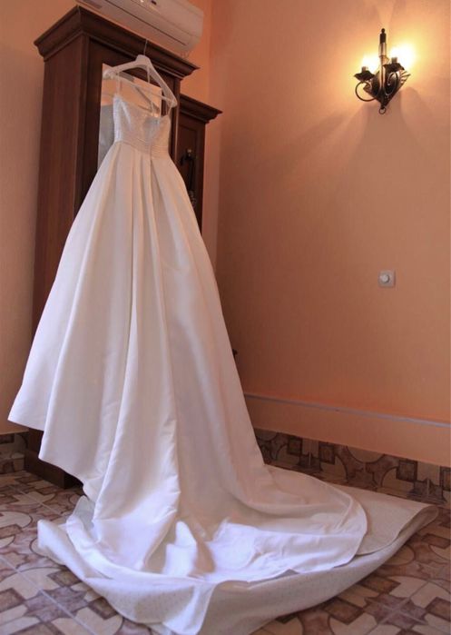 Сукня весільна Іспанія.