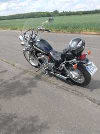 Suzuki Intruder VS-800