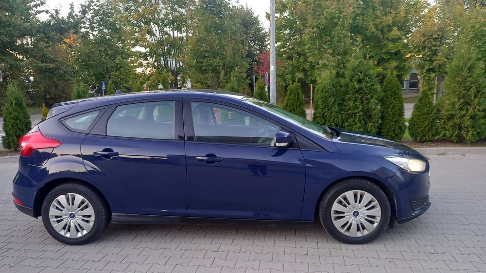 Focus  Rok 2017  Salon Polska FAK.  VAT  stan B.DOBRY   Zamiana