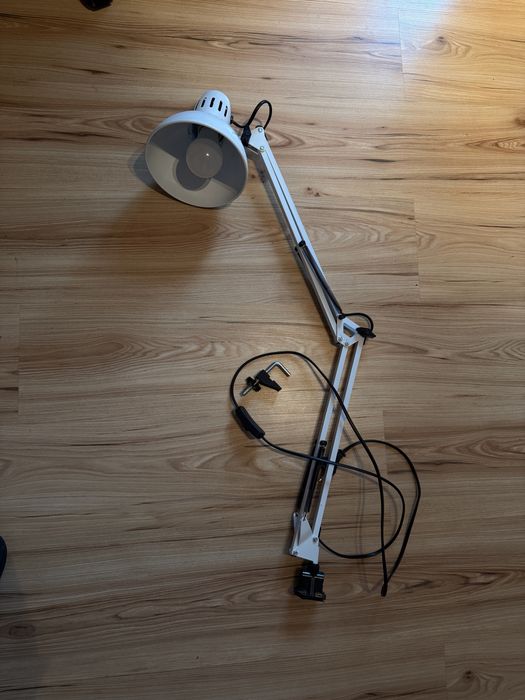 Lampka biurkowa