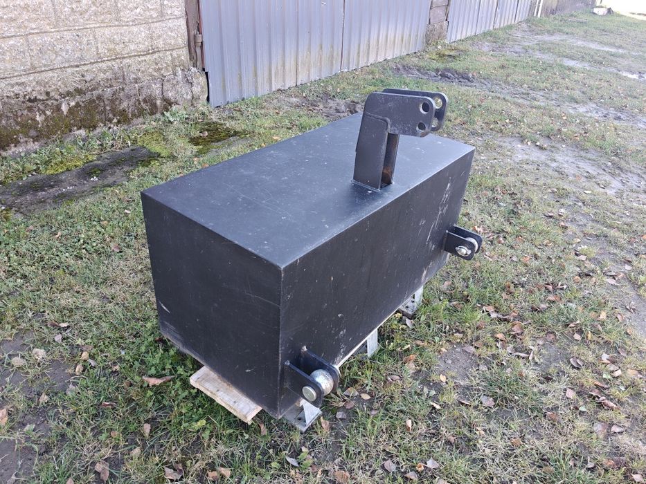Balast obciążnik na tuz kat.3 700kg