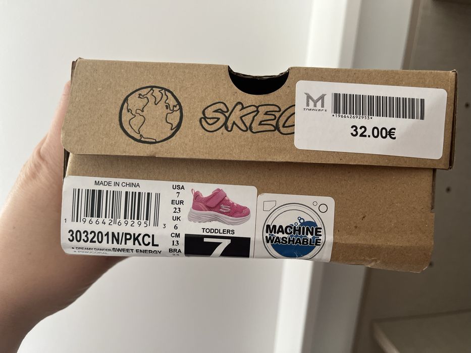 Sapatilhas Skechers 23