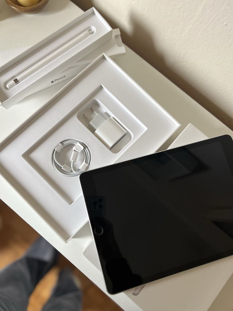 iPad 9ª Geração + Apple Pencil  – Excelente Estado / Negociável