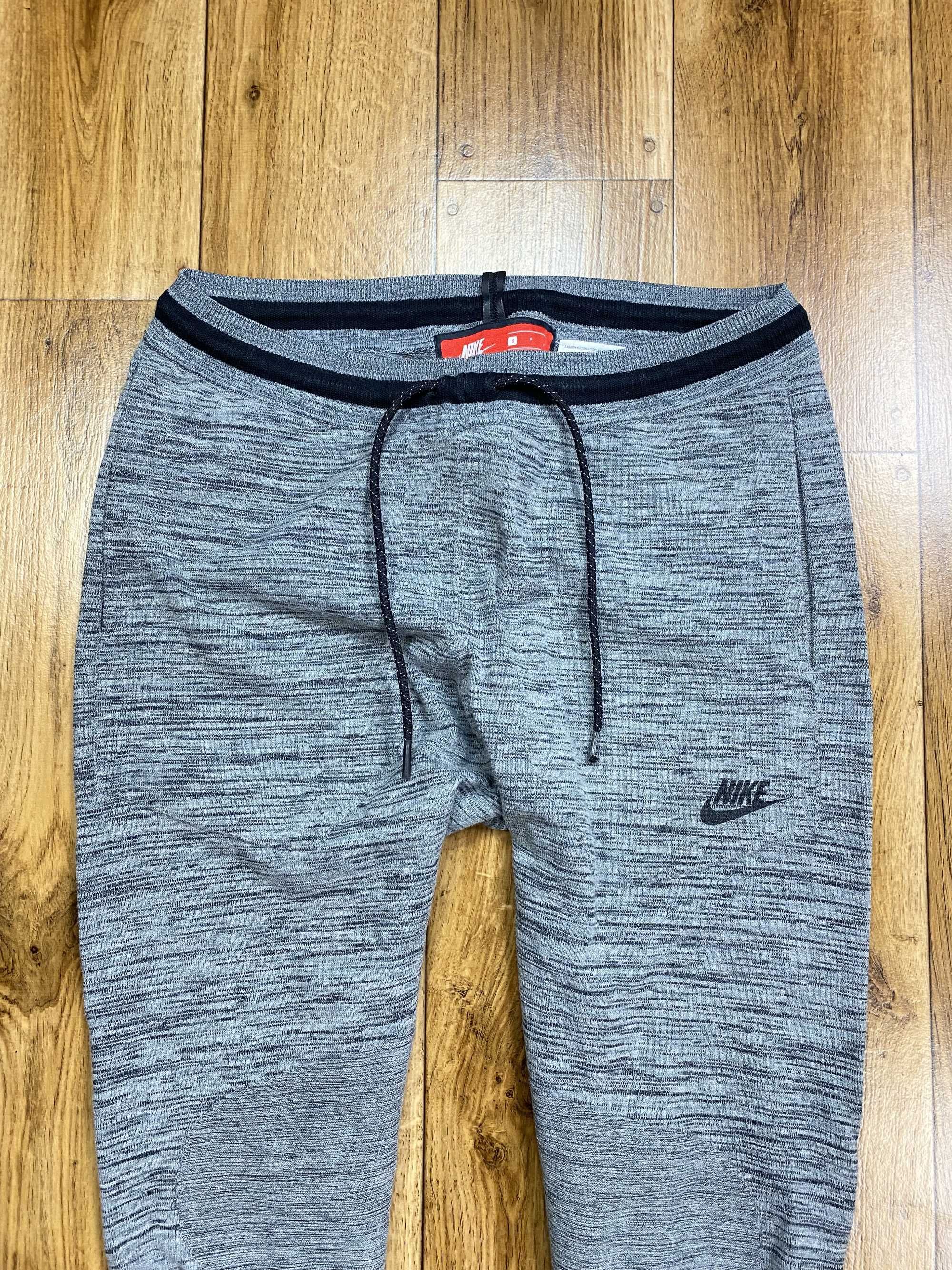 NIKE TECH FLEECE Dresy Spodnie Dresowe Męskie Rozmiar_S_