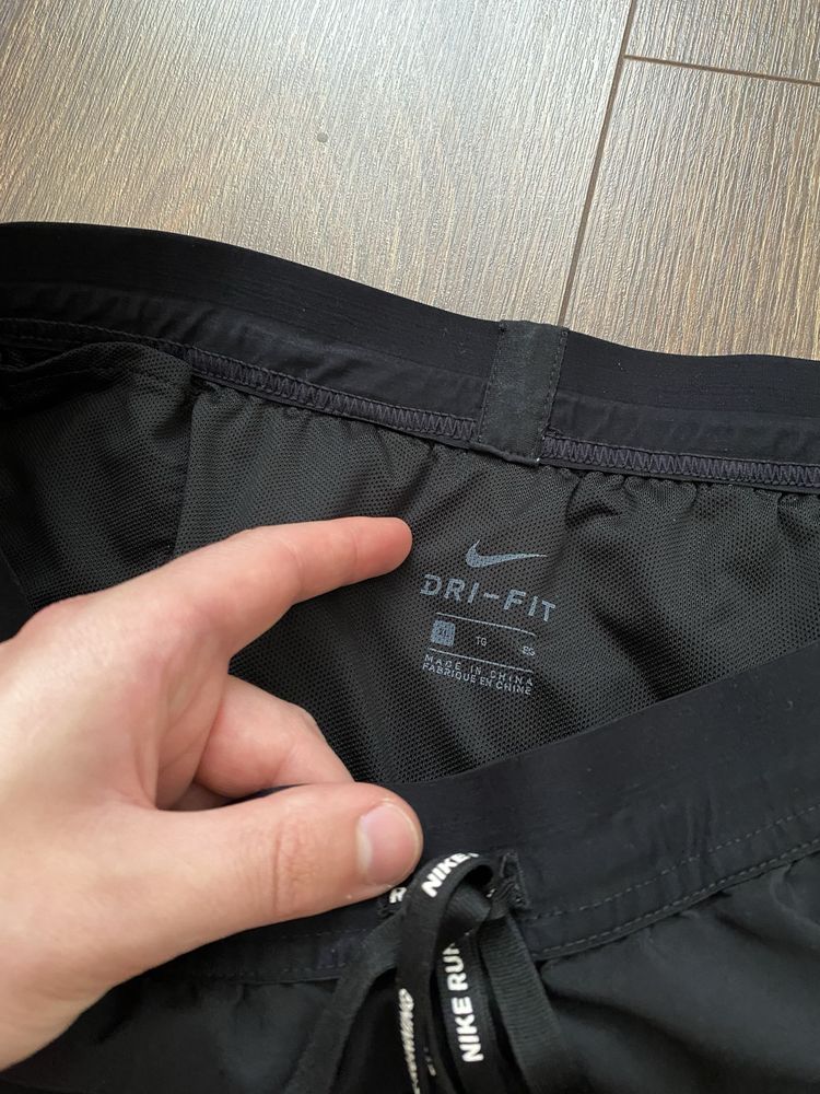 Спортивні шорти Nike Flex Stride Running Dri-Fit