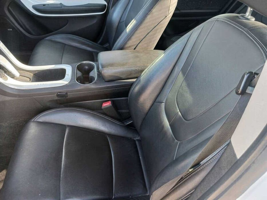 Chevrolet Volt Premium      2014