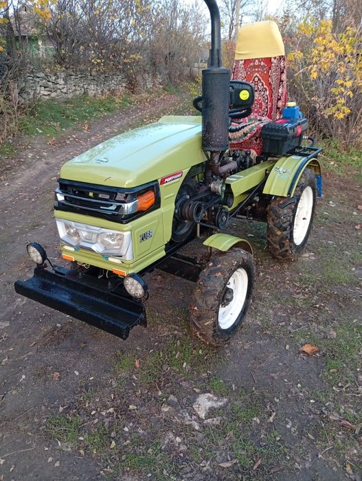 Мото трактор Зубр з фрезою