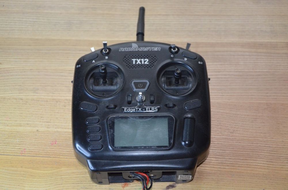 Fpv комплект , fpv окуляри, Cobta Skyzone,пульт TX12,комплектуючі