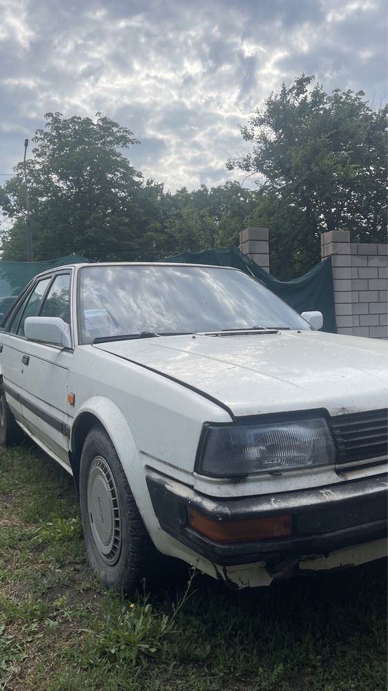 По запчастям Nissan bluebird 2.0 дизель lD 20