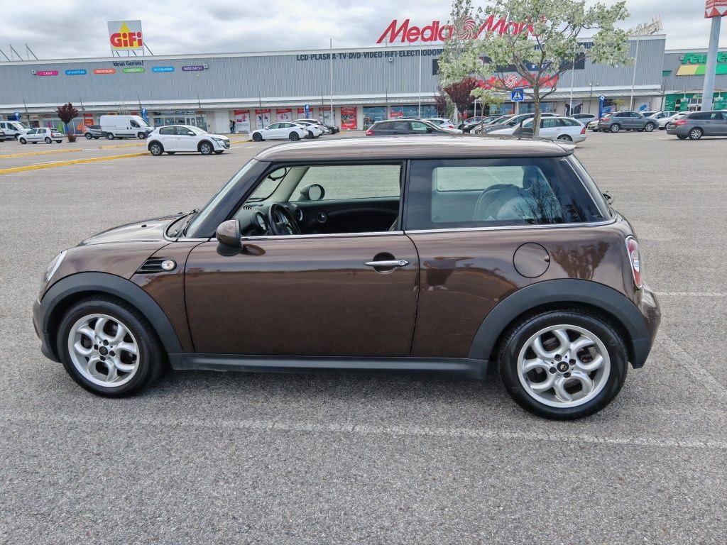 Mini Cooper D 1.6 120CV