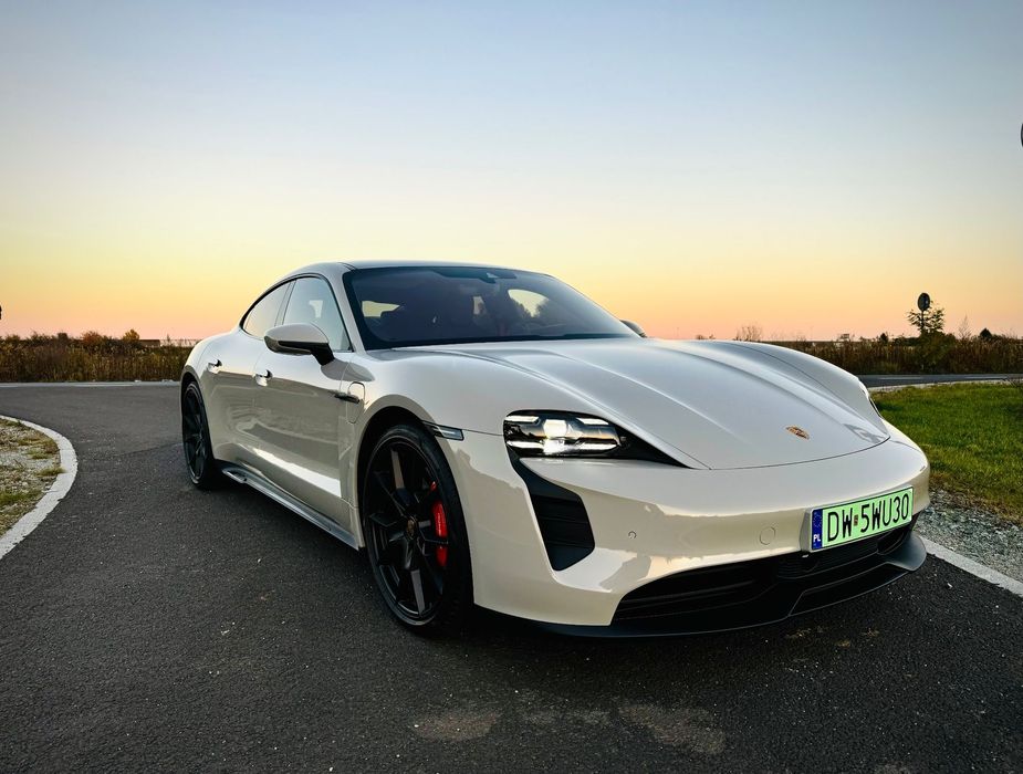 Porsche Taycan Cesja leasing EFL, kwota brutto 23% VAT, stan igła, gwarancja