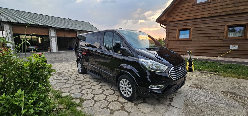 Ford Tourneo Custom Transit Custom Vito Vivaro Viano  jak nowy