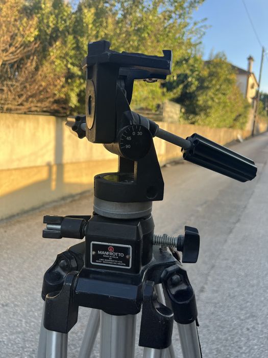 Tripé câmara fotográfica Manfrotto